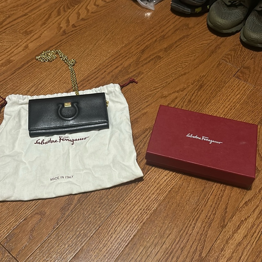 Salvatore Ferragamo Phone/ Credit Card Purse